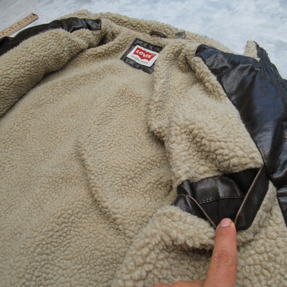 Levis Jacket Mens Large Brown Faux Leather‎ Sherpa Lined Pockets Snap Zip Front - Picture 14 of 16